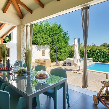 Stunning In Naselje Muzini With Sauna Tomisici